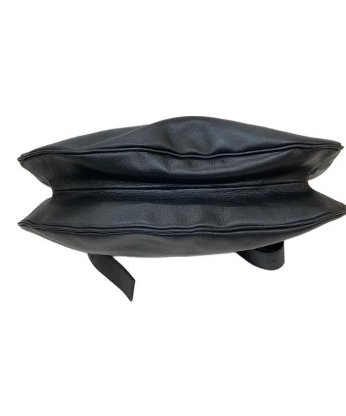 EAR（イア）EAR (イア) スワローマチショルダーバッグ《本革/軽量》の古着・服飾アイテム