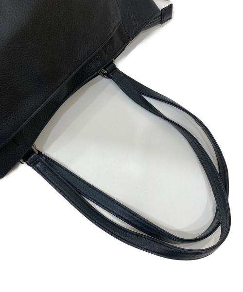 EAR（イア）EAR (イア) 《2way/本革》2ハンドルトートバッグSサイズの古着・服飾アイテム