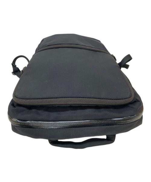 THE NORTH FACE（ザ ノース フェイス）THE NORTH FACE (ザ ノース フェイス) シャトルデイパック ブラックの古着・服飾アイテム