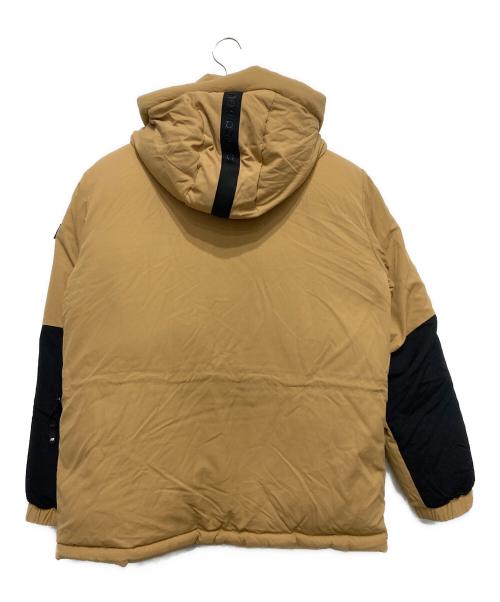 NEW BALANCE（ニューバランス）NEW BALANCE (ニューバランス) ユーティリティーリバーシブルグースダウンジャケット ベージュ×グリーン サイズ:Ⅿの古着・服飾アイテム