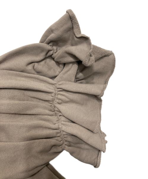 BEARDSLEY（ビアズリー）BEARDSLEY (ビアズリー) 袖口フリルトレーナー ベージュ サイズ:FREEの古着・服飾アイテム