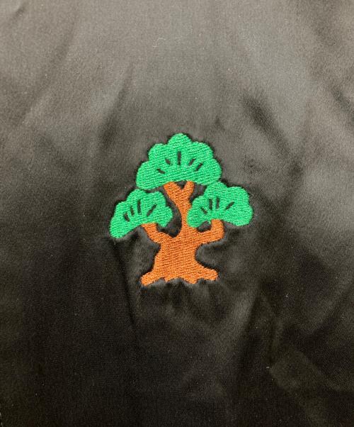 おそ松さん（オソマツサン）おそ松さん (オソマツサン) 入野自由 グッズ開発室スカジャン ブラック サイズ:XLの古着・服飾アイテム