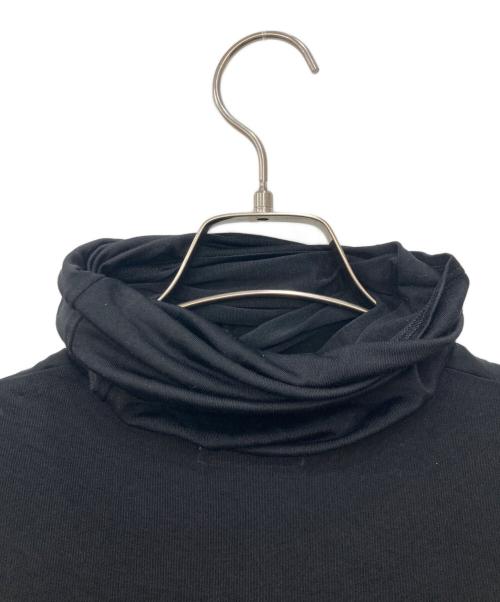 ISSEY MIYAKE（イッセイミヤケ）ISSEY MIYAKE (イッセイミヤケ) シルクタートルネックカットソー ブラック サイズ:Mの古着・服飾アイテム