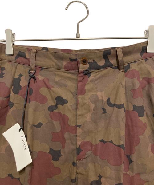 AURALEE（オーラリー）AURALEE (オーラリー) WASHED FINX CAMO TWILL GABARDINE SHORTS パープル サイズ:4の古着・服飾アイテム