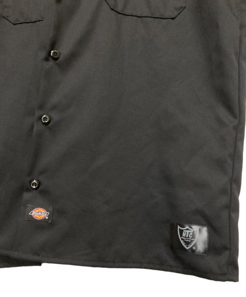 Dickies（ディッキーズ）Dickies (ディッキーズ) HTC (エイチティーシー) Short Sleeve Work Shirt Flower Stone ブラック サイズ:Ⅿの古着・服飾アイテム