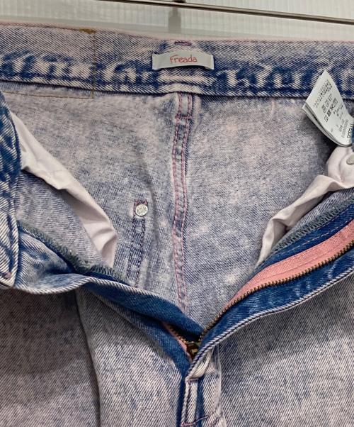 freada（フリーダ）Freada (フリーダ) 配色カーブデニム ピンク サイズ:Sの古着・服飾アイテム