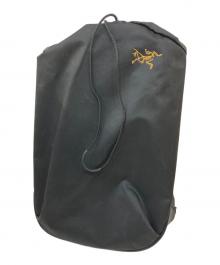 ARC'TERYX（アークテリクス）の古着「ARRO 20 BUCKET BAG　アロー 20 バケット バッグ」｜ブラック