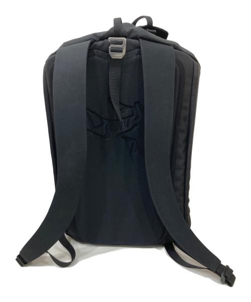 ARC'TERYX（アークテリクス）ARC'TERYX (アークテリクス) ARRO 20 BUCKET BAG　アロー 20 バケット バッグ ブラックの古着・服飾アイテム