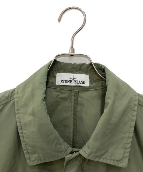 STONE ISLAND（ストーンアイランド）STONE ISLAND (ストーンアイランド) MICRO REPS MAC サイドロゴパッチ ステンカラーコート グリーン サイズ:Sの古着・服飾アイテム
