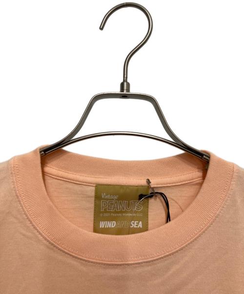 WIND AND SEA（ウィンダンシー）WIND AND SEA (ウィンダンシー) PEANUTS (ピーナッツ) Charlie & Small Ball Tee ピンク サイズ:L 未使用品の古着・服飾アイテム