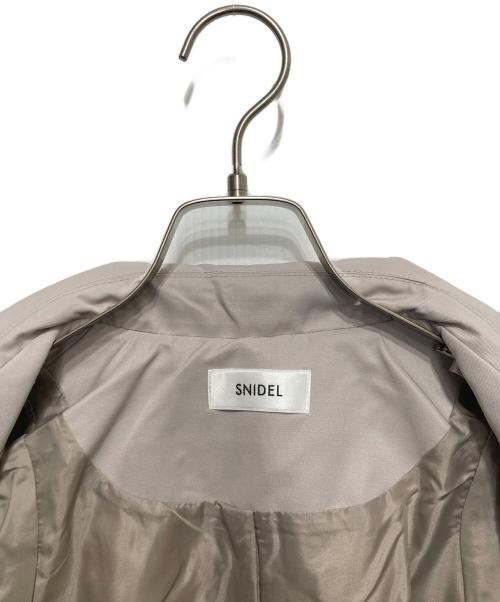 Snidel（スナイデル）Snidel (スナイデル) デザイントレンチコート ベージュ 未使用品の古着・服飾アイテム