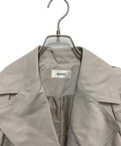 Snidel（スナイデル）Snidel (スナイデル) デザイントレンチコート ベージュ 未使用品の古着・服飾アイテム
