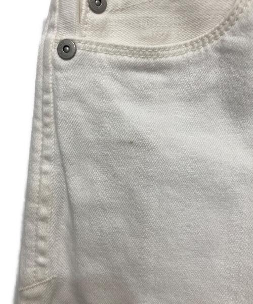 YANUK（ヤヌーク）YANUK (ヤヌーク) Lilithカットオフデニムパンツ アイボリー サイズ:SIZE W23の古着・服飾アイテム