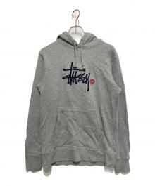 stussy（ステューシー）の古着「ロゴ刺繍プルオーバーパーカー」｜グレー