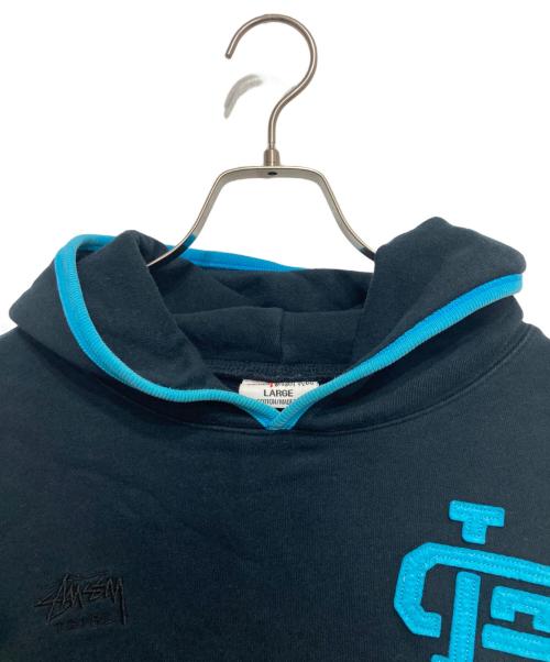 stussy（ステューシー）stussy (ステューシー) プルオーバーパーカー ブラック サイズ:XLの古着・服飾アイテム