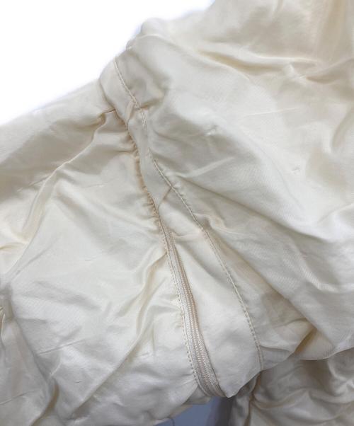 CLANE（クラネ）CLANE (クラネ) PADDED CRUMPLY SHIRT JACKET アイボリー サイズ:2の古着・服飾アイテム