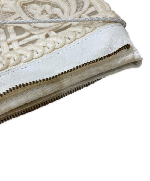 Mame Kurogouchi（マメクロゴウチ）Mame Kurogouchi (マメクロゴウチ) Cording Embroidery Pouch アイボリーの古着・服飾アイテム