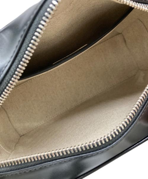 TOUT Y EST（トゥティエ）TOUT Y EST (トゥティエ) SAC LOQUET SMALL ブラックの古着・服飾アイテム