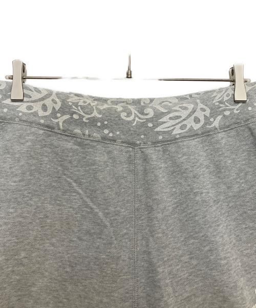 stussy（ステューシー）stussy (ステューシー) フラワープリント スウェット ショーツ グレー サイズ:Lの古着・服飾アイテム