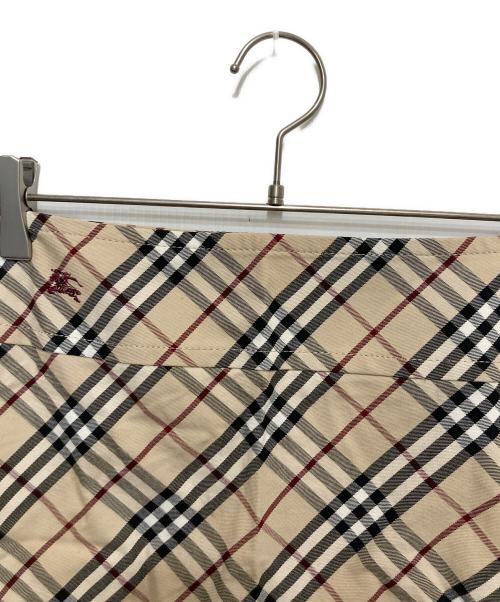 BURBERRY BLUE LABEL（バーバリー ブルー レーベル）BURBERRY BLUE LABEL (バーバリー ブルー レーベル) ノヴァチェック柄スカート ベージュ サイズ:SIZE 36の古着・服飾アイテム