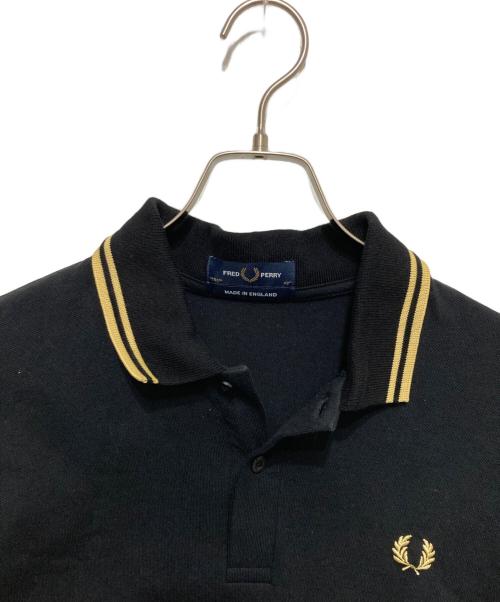 FRED PERRY（フレッドペリー）FRED PERRY (フレッドペリー) The Fred Perry Shirt M12　ザ フレッド ペリー シャツ エム トゥエルブ ブラック サイズ:SIZE 42の古着・服飾アイテム