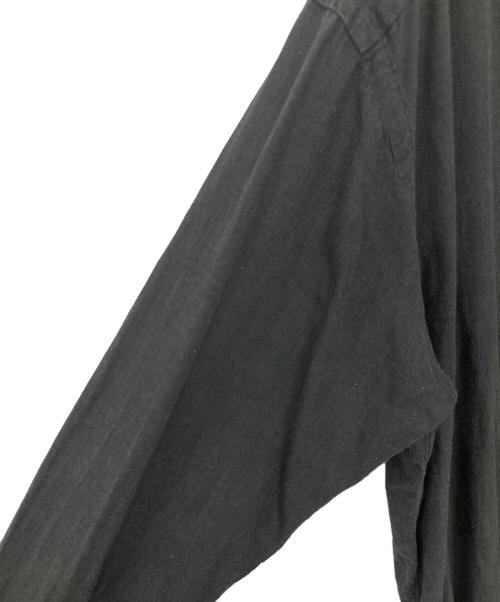 COMOLI（コモリ）COMOLI (コモリ) バンドカラープルオーバーシャツワンピース ブラックの古着・服飾アイテム