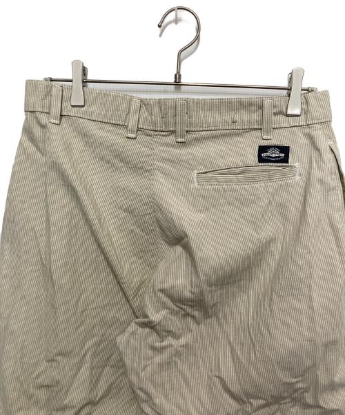 LEVI'S（リーバイス）LEVI'S (リーバイス) ストライプパンツ ベージュ サイズ:W31の古着・服飾アイテム