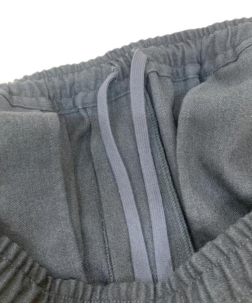 DAIWA PIER39（ダイワ ピア39）DAIWA PIER39 (ダイワ ピア39) TECH WIDE EASY 2P TROUSERS FLANNEL グレー サイズ:Mの古着・服飾アイテム