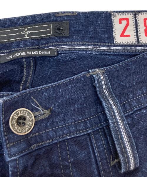 STONE ISLAND（ストーンアイランド）STONE ISLAND (ストーンアイランド) ロゴ刺繍デニムパンツ インディゴ サイズ:SIZE W28の古着・服飾アイテム