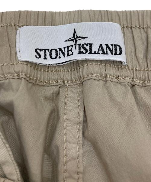 STONE ISLAND（ストーンアイランド）STONE ISLAND (ストーンアイランド) ガーメントダイコットンストレッチシャーリングテーパードリブカーゴパンツ ベージュ サイズ:W28の古着・服飾アイテム