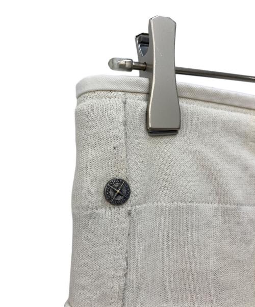 STONE ISLAND（ストーンアイランド）STONE ISLAND (ストーンアイランド) スウェットショートパンツ ベージュ サイズ:Ｓの古着・服飾アイテム