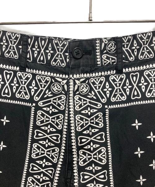 stussy（ステューシー）stussy (ステューシー) バンダナ柄ショートパンツ ブラック サイズ:30の古着・服飾アイテム