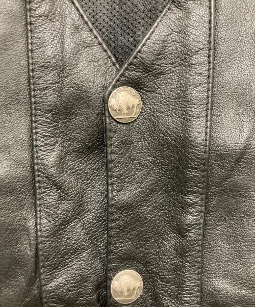 Milwaukee leather（ミルウォーキー レザー）Milwaukee leather (ミルウォーキー レザー) コンチョボタンレザーベスト ブラック サイズ:XLの古着・服飾アイテム