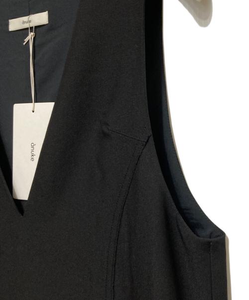 anuke（アンヌーク）anuke (アンヌーク) Cutoff Vneck Onepiece ブラック サイズ:36 未使用品の古着・服飾アイテム