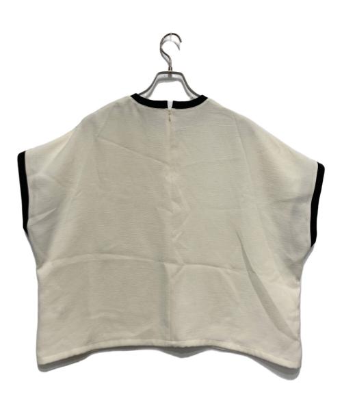 UNITED ARROWS（ユナイテッドアローズ）UNITED ARROWS (ユナイテッドアローズ) COMFY ドルマン ショートスリーブ ブラウス ―吸水速乾 UVカット ウォッシャブル― ホワイト×ブラック サイズ:不明の古着・服飾アイテム