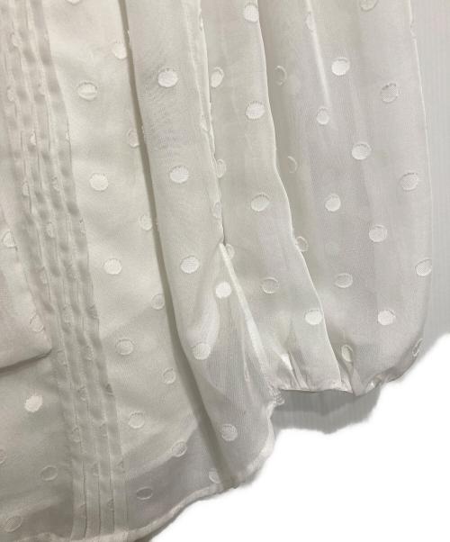 JUSGLITTY（ジャスグリッティー）JUSGLITTY (ジャスグリッティー) シアードットボウタイブラウス ホワイト サイズ:2の古着・服飾アイテム