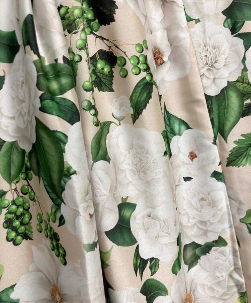 Viaggio Blu（ビアッジョブルー）Viaggio Blu (ビアッジョブルー) カメリアプリントワンピース ベージュ サイズ:2 未使用品の古着・服飾アイテム