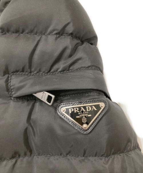 PRADA（プラダ）PRADA (プラダ) ロゴプレートダウンジャケット ブラック サイズ:54の古着・服飾アイテム