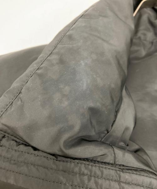 PRADA（プラダ）PRADA (プラダ) ロゴプレートダウンジャケット ブラック サイズ:54の古着・服飾アイテム