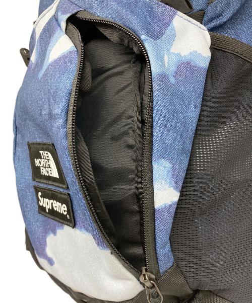 SUPREME（シュプリーム）SUPREME (シュプリーム) THE NORTH FACE (ザ ノース フェイス) Bleached Denim Print Pocono Backpackの古着・服飾アイテム