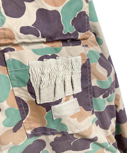 WOOLRICH（ウールリッチ）WOOLRICH (ウールリッチ) 70’s ダックハンターカモダウンジャケット ベージュ サイズ:MEDIUMの古着・服飾アイテム