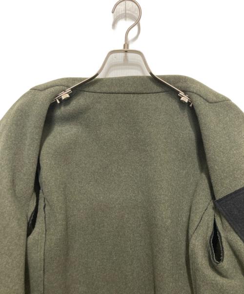 ETHOSENS（エトセンス）ETHOSENS (エトセンス) CUT OFF JACKET　カットオフジャケット グリーン サイズ:SIZE 2 未使用品の古着・服飾アイテム