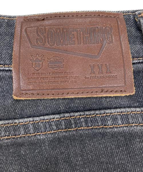 Something（サムシング）Something (サムシング) FREAK'S STORE (フリークスストア) 別注 TUCK CURVE WIDE DENIM PANTS グレー サイズ:Ｓの古着・服飾アイテム