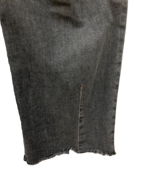 Something（サムシング）Something (サムシング) FREAK'S STORE (フリークスストア) 別注 TUCK CURVE WIDE DENIM PANTS グレー サイズ:Ｓの古着・服飾アイテム
