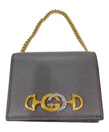 GUCCI（グッチ）の古着「ミニチェーンウォレット」｜グレー