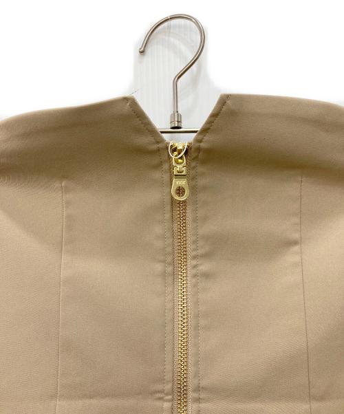 sheller（シェリエ）sheller (シェリエ) フロントZIPビスチェ ベージュ サイズ:F 未使用品の古着・服飾アイテム