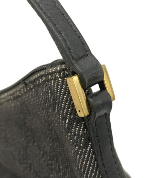 GUCCI（グッチ）GUCCI (グッチ) GGキャンバス アクセサリー ポーチの古着・服飾アイテム