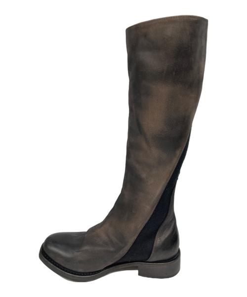 YOHJI YAMAMOTO（ヨウジヤマモト）YOHJI YAMAMOTO (ヨウジヤマモト) CHEREVICHKIOTVICHKI (シェレヴィッキオヴィッキ) ASYMMETRIC TALL BOOT ブラウン サイズ:37の古着・服飾アイテム
