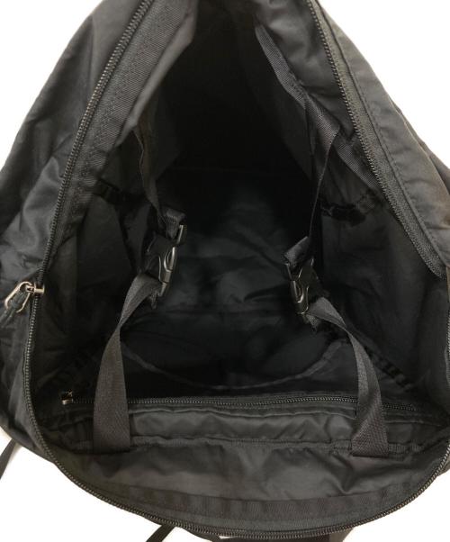 Patagonia（パタゴニア）Patagonia (パタゴニア) ウルトラライト・ブラックホール・トート・パック (27L) ブラック サイズ:表記無の古着・服飾アイテム