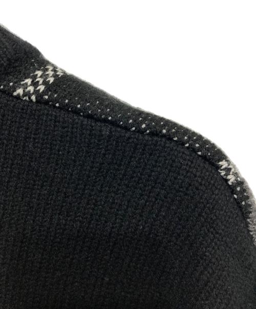 FRED PERRY（フレッドペリー）FRED PERRY (フレッドペリー) Tartan Panel Sweater　タータン パネル セーター ブラック×ホワイト サイズ:Ⅿの古着・服飾アイテム